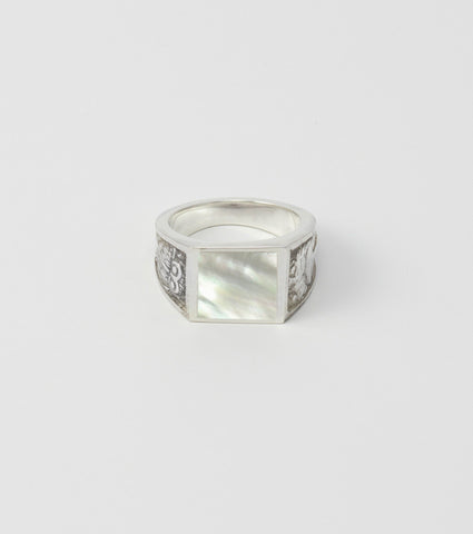 Apolo ring with Mother of pearl - Sar Jewellery
