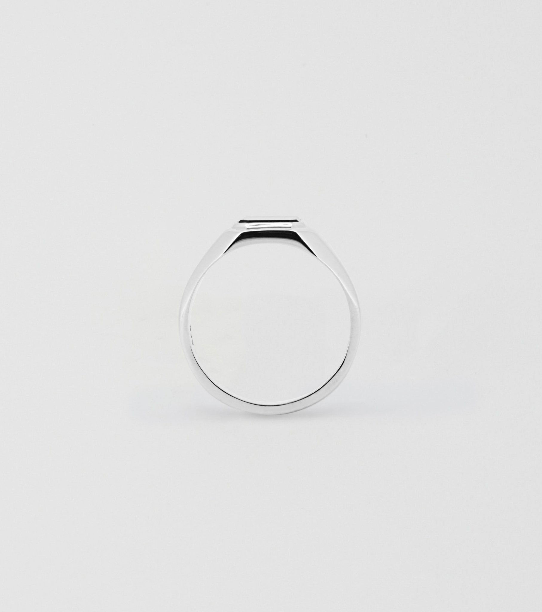 Ornament Onyx Signet Ring - Sar Jewellery