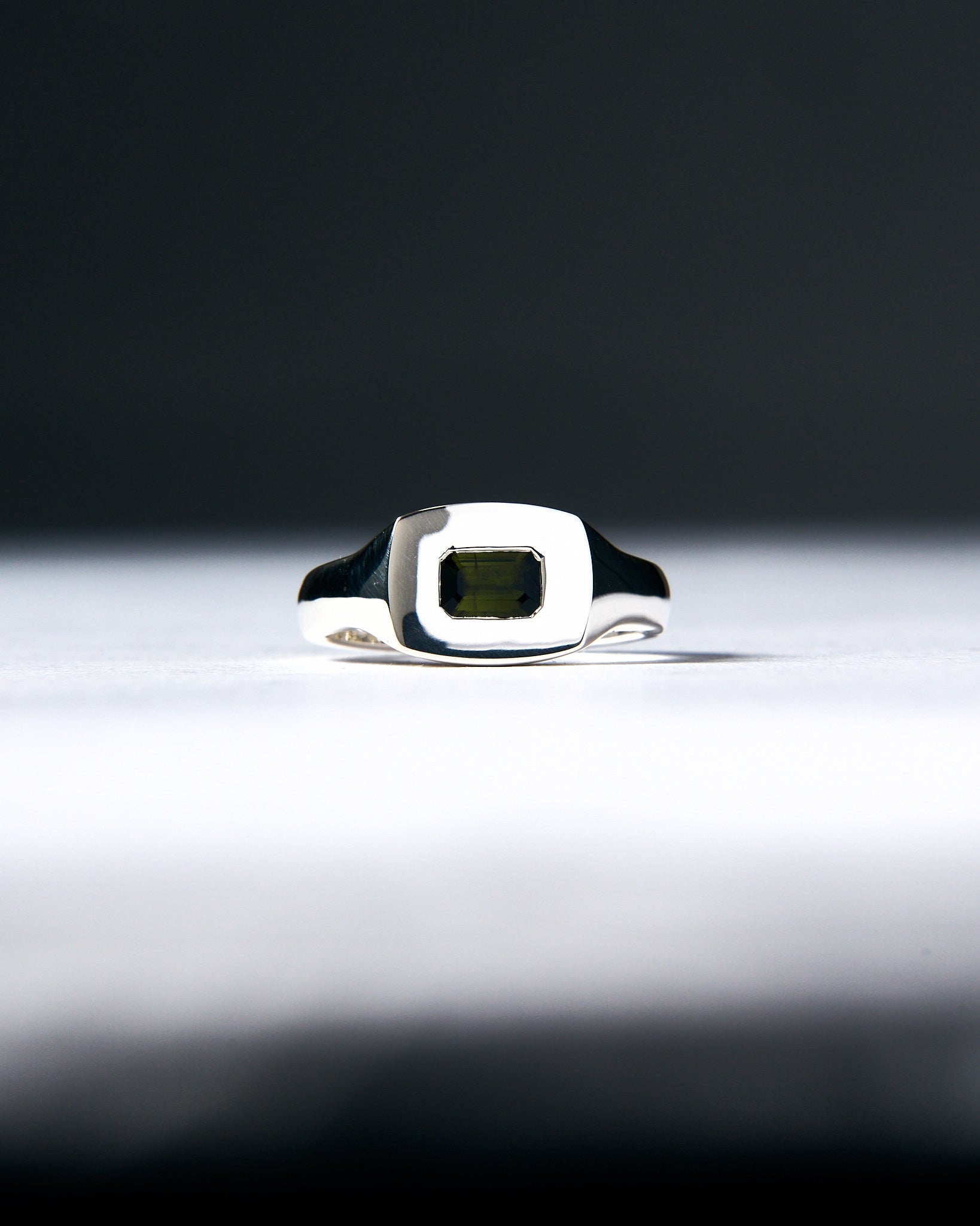 011 - FOREST 0.65CT GREEN TOURMALINE SILVER RING - Sar Jewellery