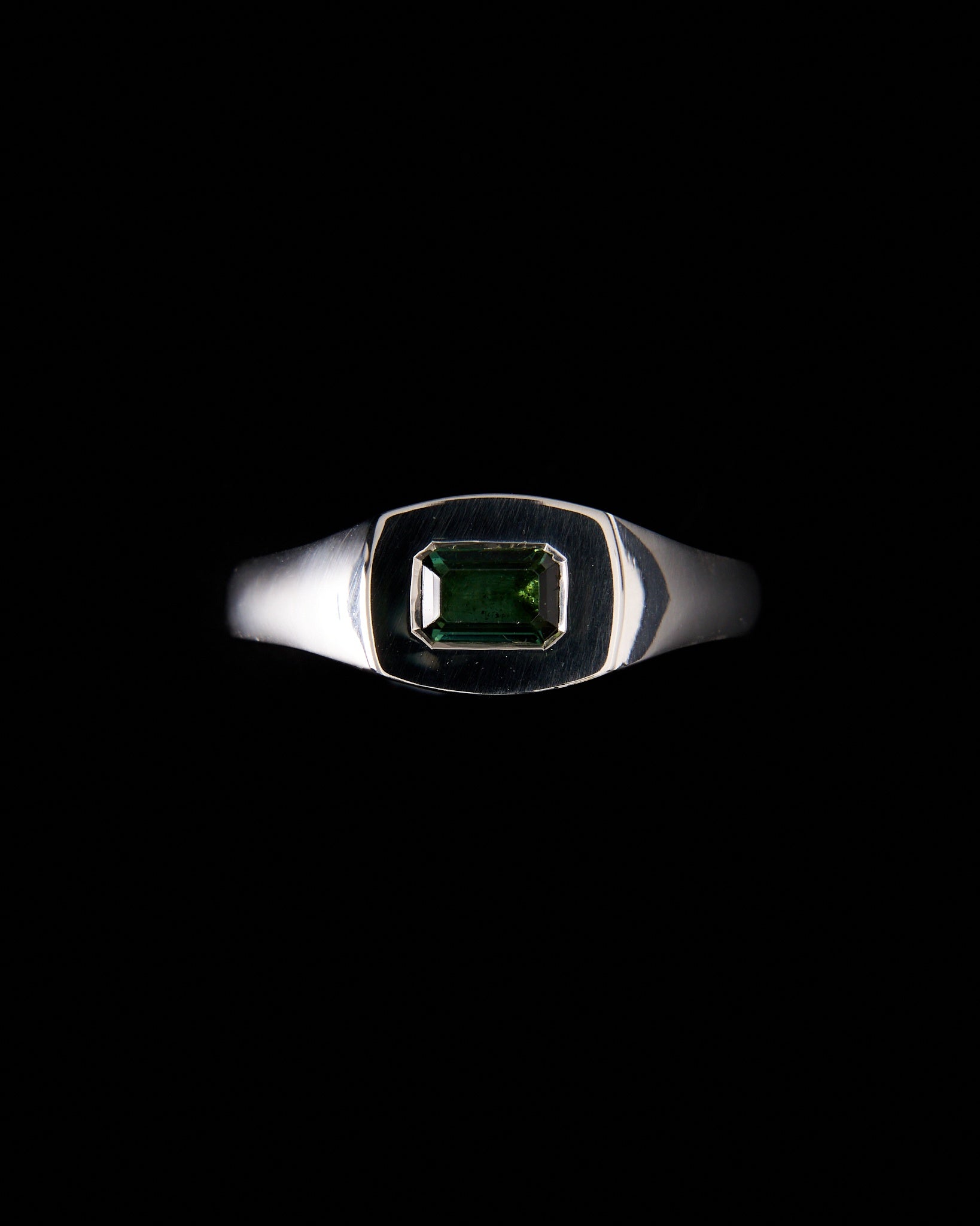 012 - WINDOW 0.6CT GREEN TOURMALINE SILVER RING - Sar Jewellery