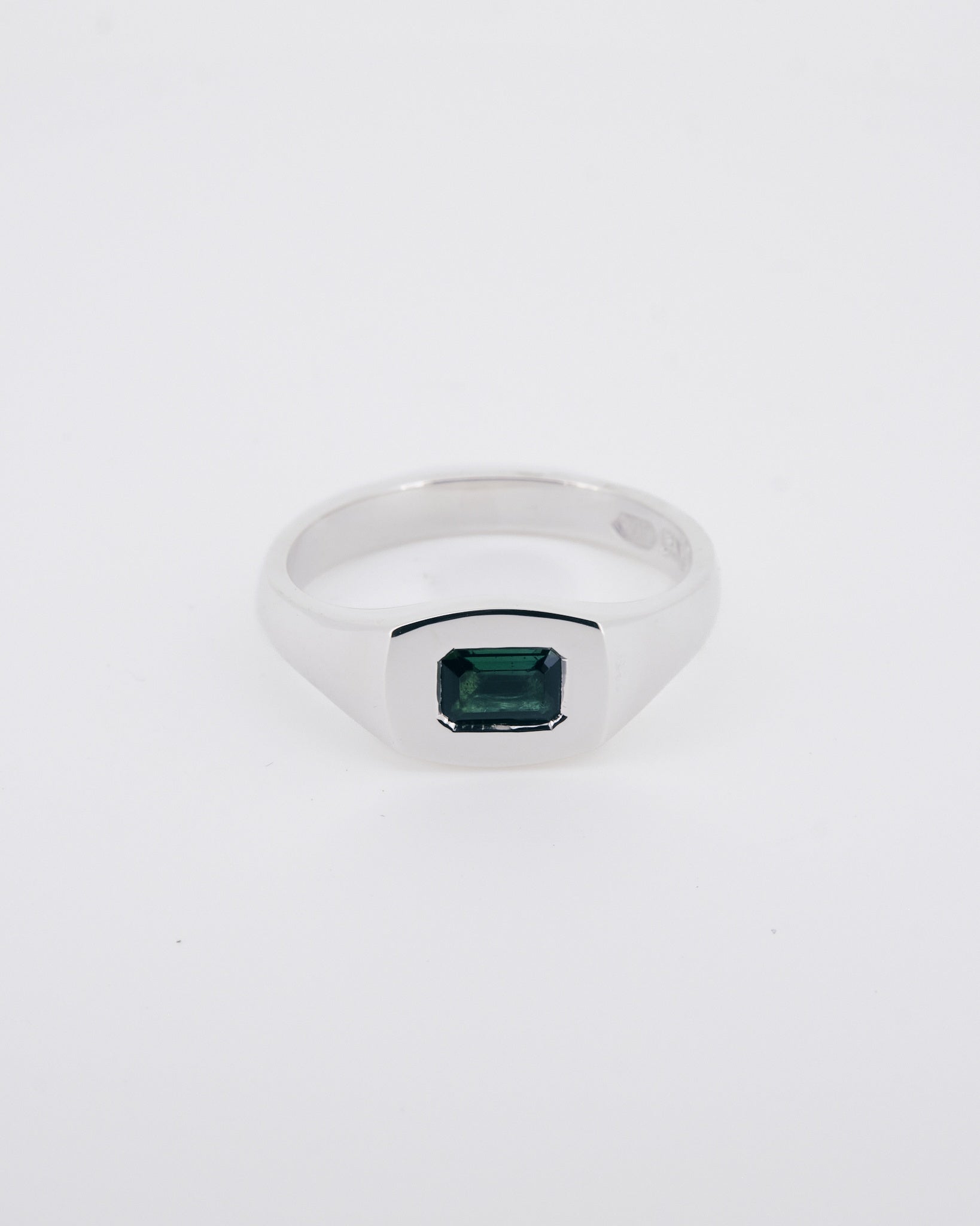 012 - WINDOW 0.6CT GREEN TOURMALINE SILVER RING - Sar Jewellery