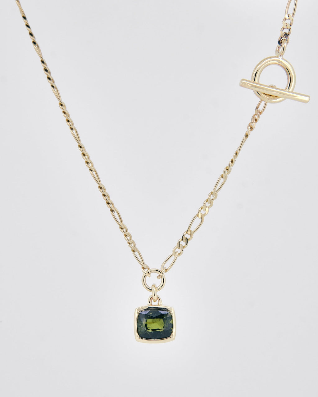 016 - MOSS 9K YELLOW GOLD AND 1.03ct GREEN TOURMALINE PENDANT - Sar Jewellery
