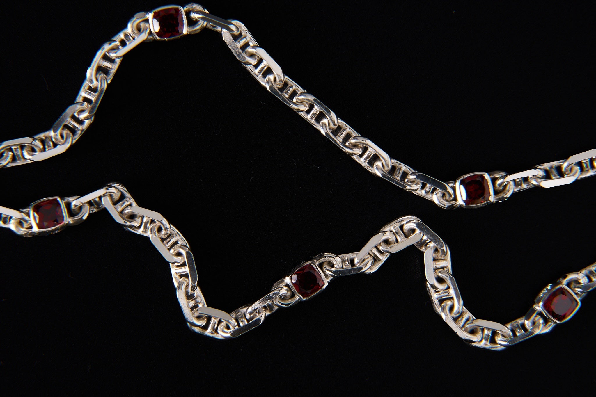 018 – STERLING SILVER MARINER CHAIN WITH 4.55ct GARNETS - Sar Jewellery