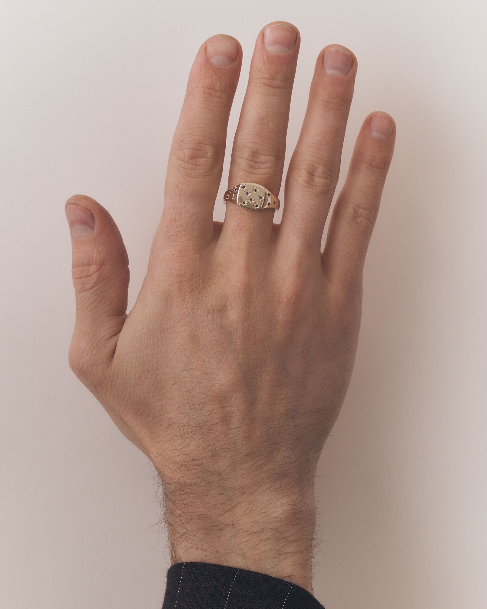 021 - STARRY NIGHT 9K YELLOW GOLD AND 1.2ct AUSTRALIAN SAPHIRE SIGNET RING - Sar Jewellery