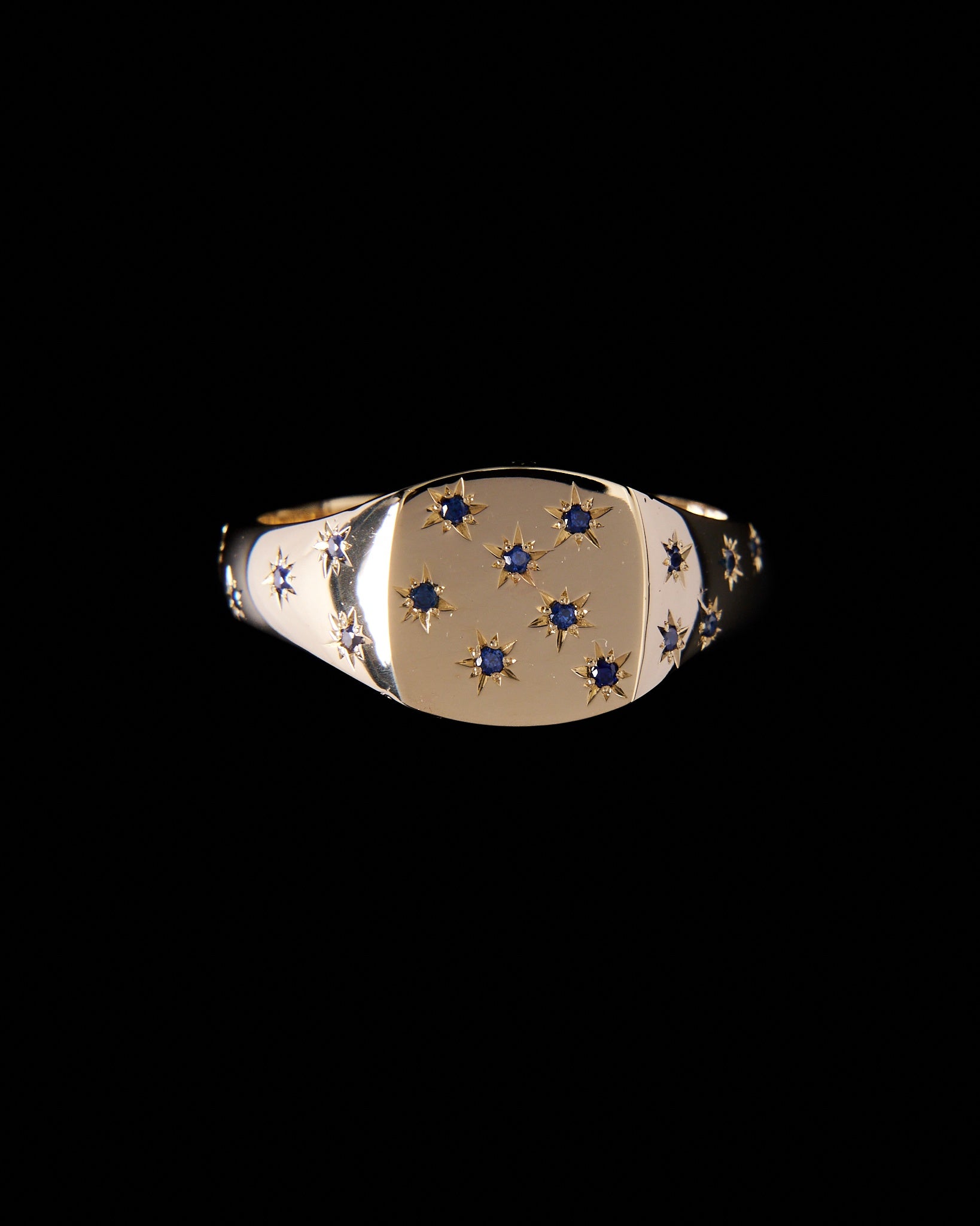 021 - STARRY NIGHT 9K YELLOW GOLD AND 1.2ct AUSTRALIAN SAPHIRE SIGNET RING - Sar Jewellery