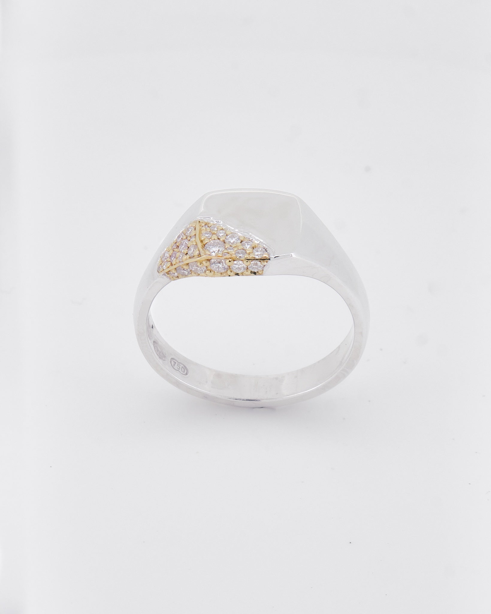 023 – INLAY STERLING SILVER, 18K GOLD AND 0.35ct WHITE DIAMOND SIGNET RING - Sar Jewellery