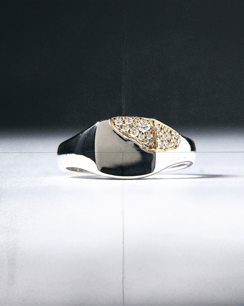 023 – INLAY STERLING SILVER, 18K GOLD AND 0.35ct WHITE DIAMOND SIGNET RING - Sar Jewellery