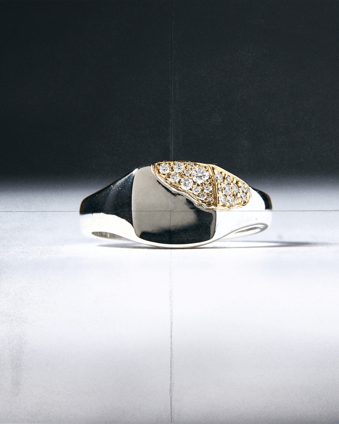 023 – INLAY STERLING SILVER, 18K GOLD AND 0.35ct WHITE DIAMOND SIGNET RING - Sar Jewellery