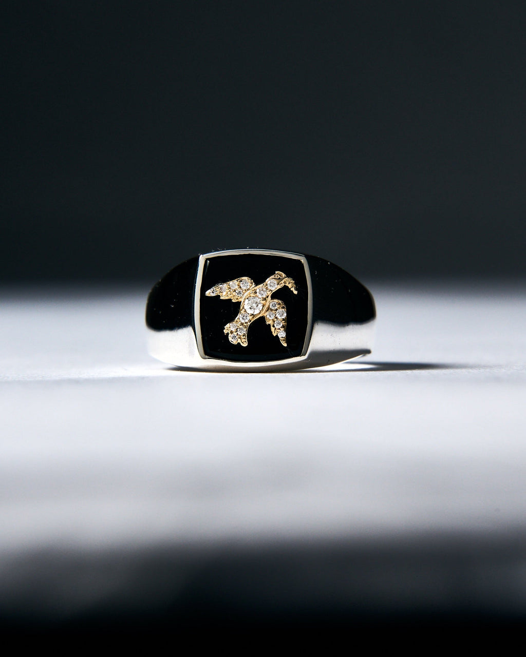 024 – PALOMA STERLING SILVER, ONYX, 9K GOLD AND WHITE DIAMOND SIGNET RING - Sar Jewellery