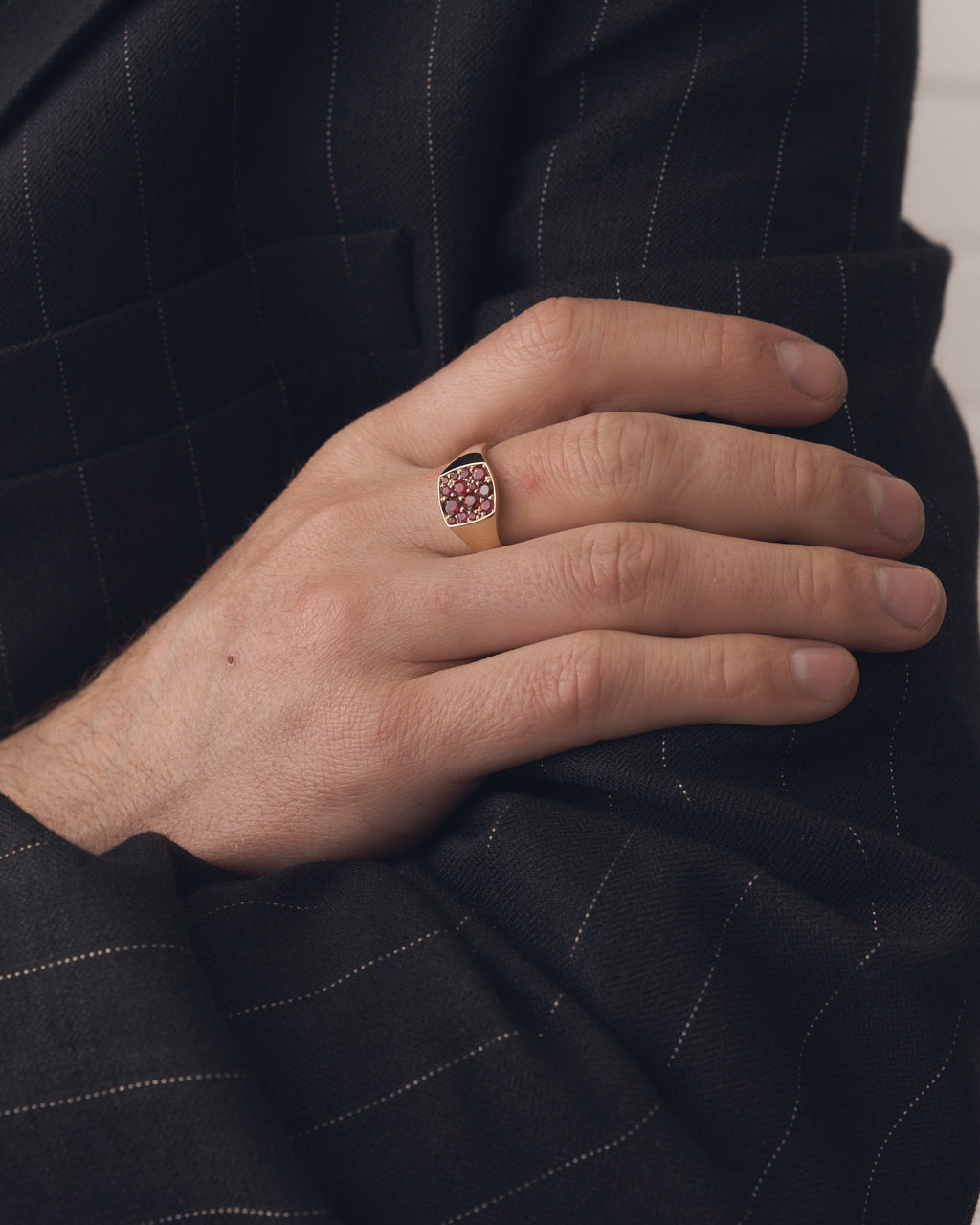 025 – RUBY 9K YELLOW GOLD AND 1.2ct RUBIES SIGNET RING - Sar Jewellery