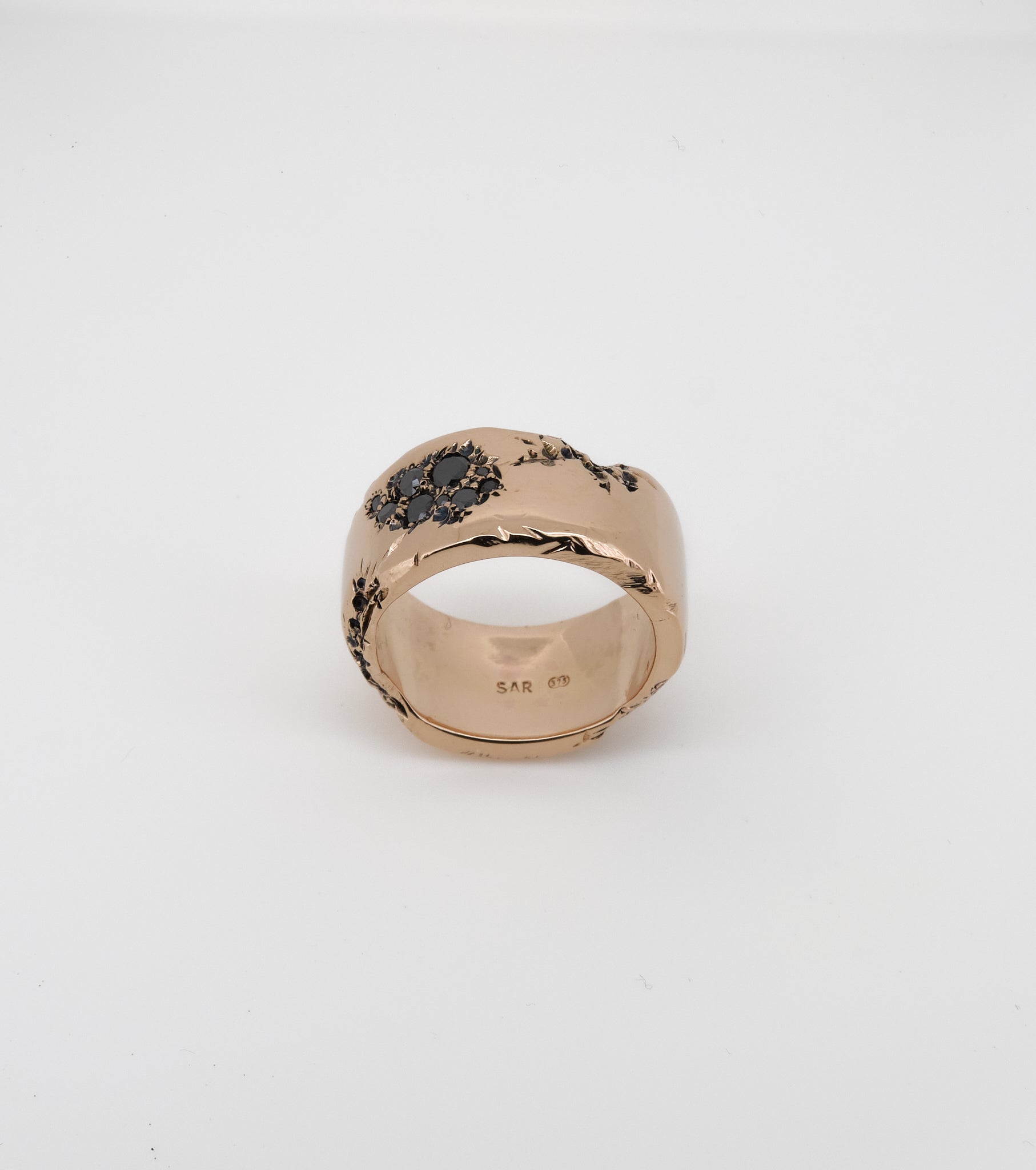 Wedding bands in 9kt rose gold with black diamonds cluster - Sar Jewellery