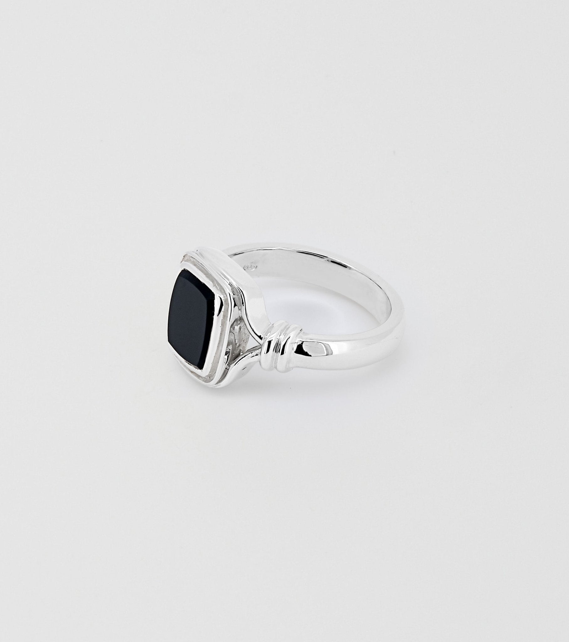 Heirloom Onyx Signet Ring - Sar Jewellery