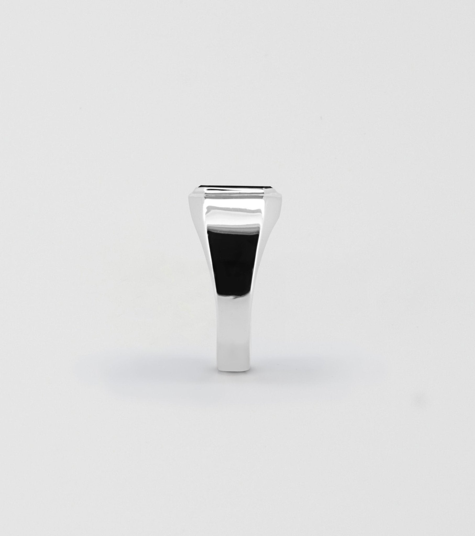 Ornament Onyx Signet Ring – Sar Jewellery