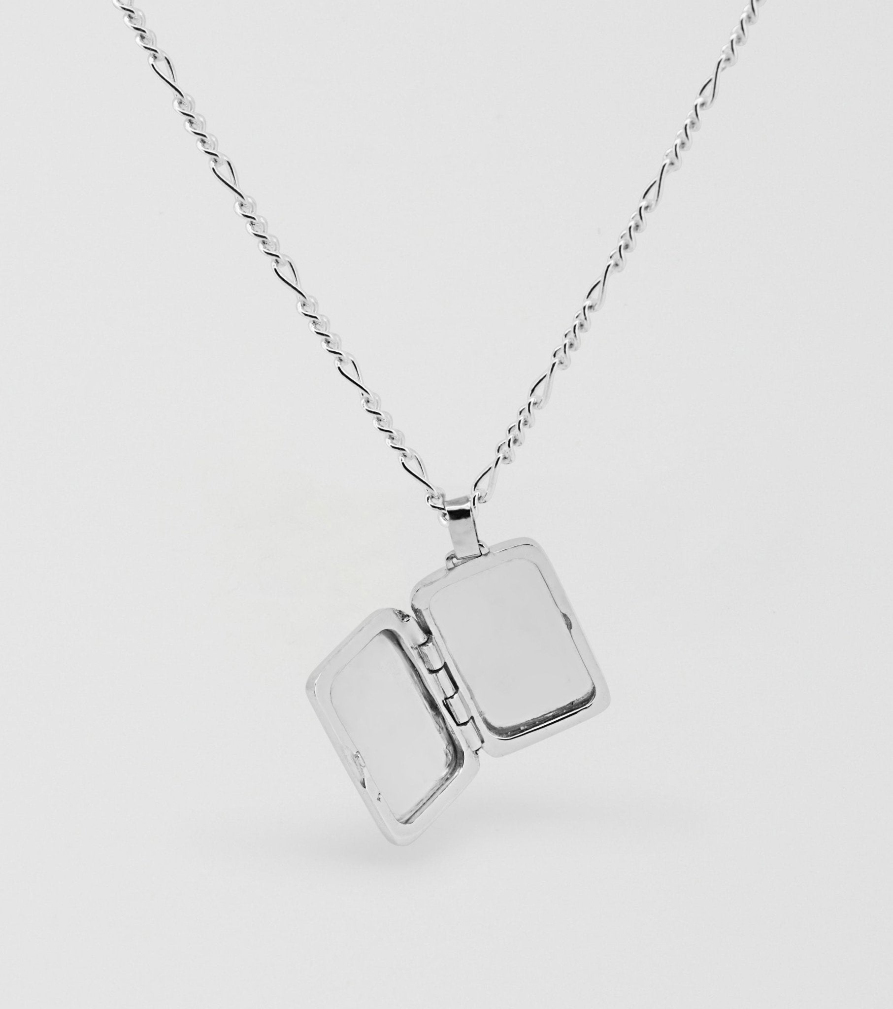 Reliquia locket necklace open front - Sar Jewellery
