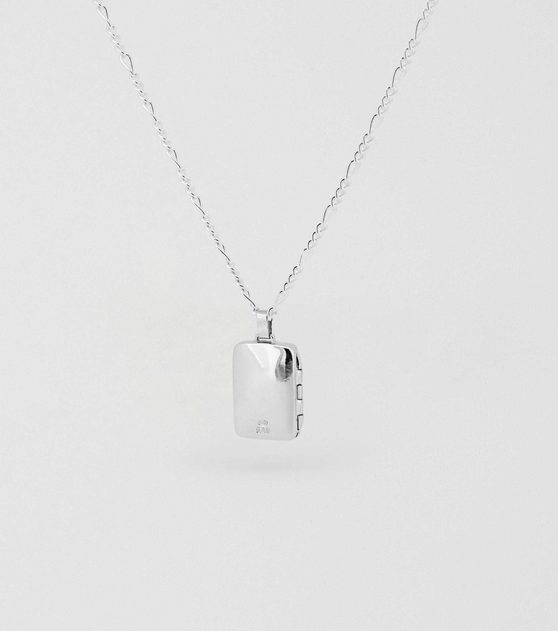 Reliquia locket necklace - Sar Jewellery