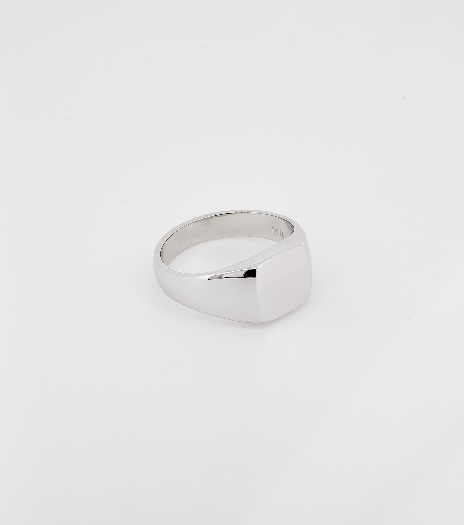 Signature cushion signet - Sar Jewellery