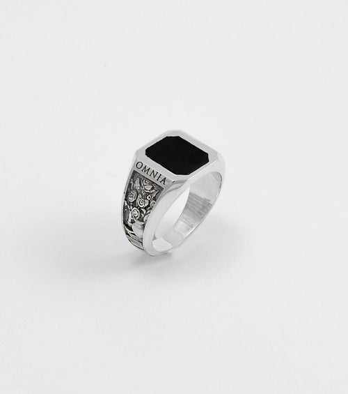 Vanitas ring with black Onyx - Sar Jewellery